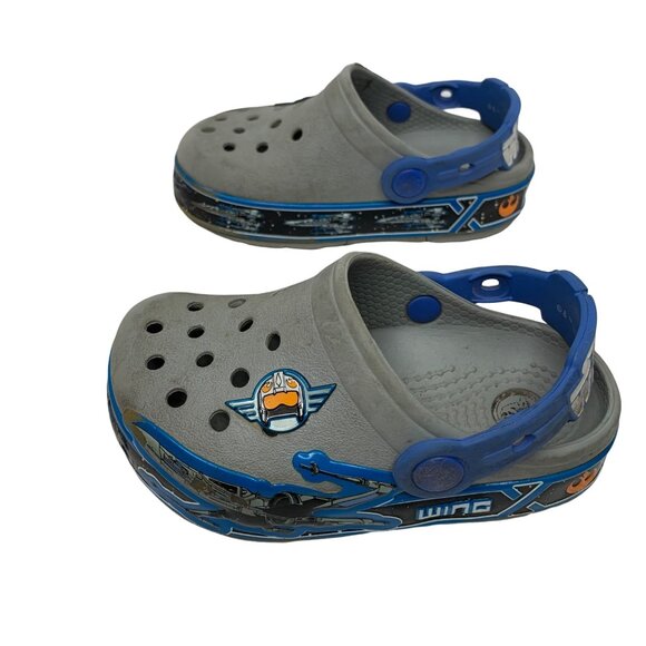 Crocs Star Wars Wings Classic Slip On Rubber Clogs Play Shoes Gray Child Size 8 - Picture 4 of 7